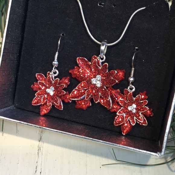 Christmas Poinsettia Jewelry Necklace & Earrings - Picture 2 of 16